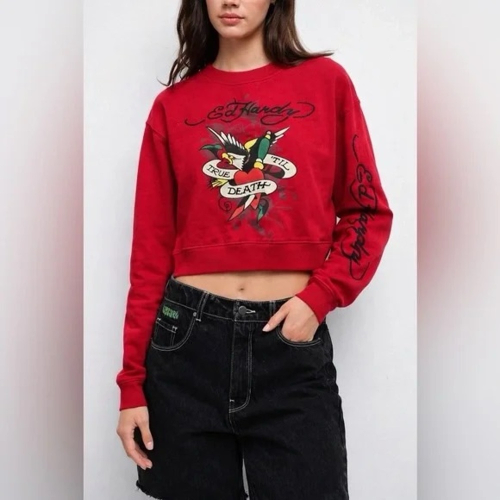 Ed Hardy Women's Red Cropped Graphic Sweatshirt Long Sleeve Casual Size M - Picture 11 of 11